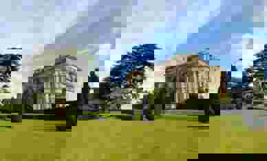 Hedsor House Exterior Shot 33061787298 O (1)